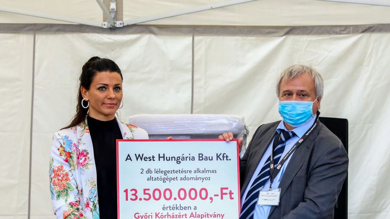 Két, lélegeztetésre is alkalmas altatógépet kapott a győri kórház – fotók, videó