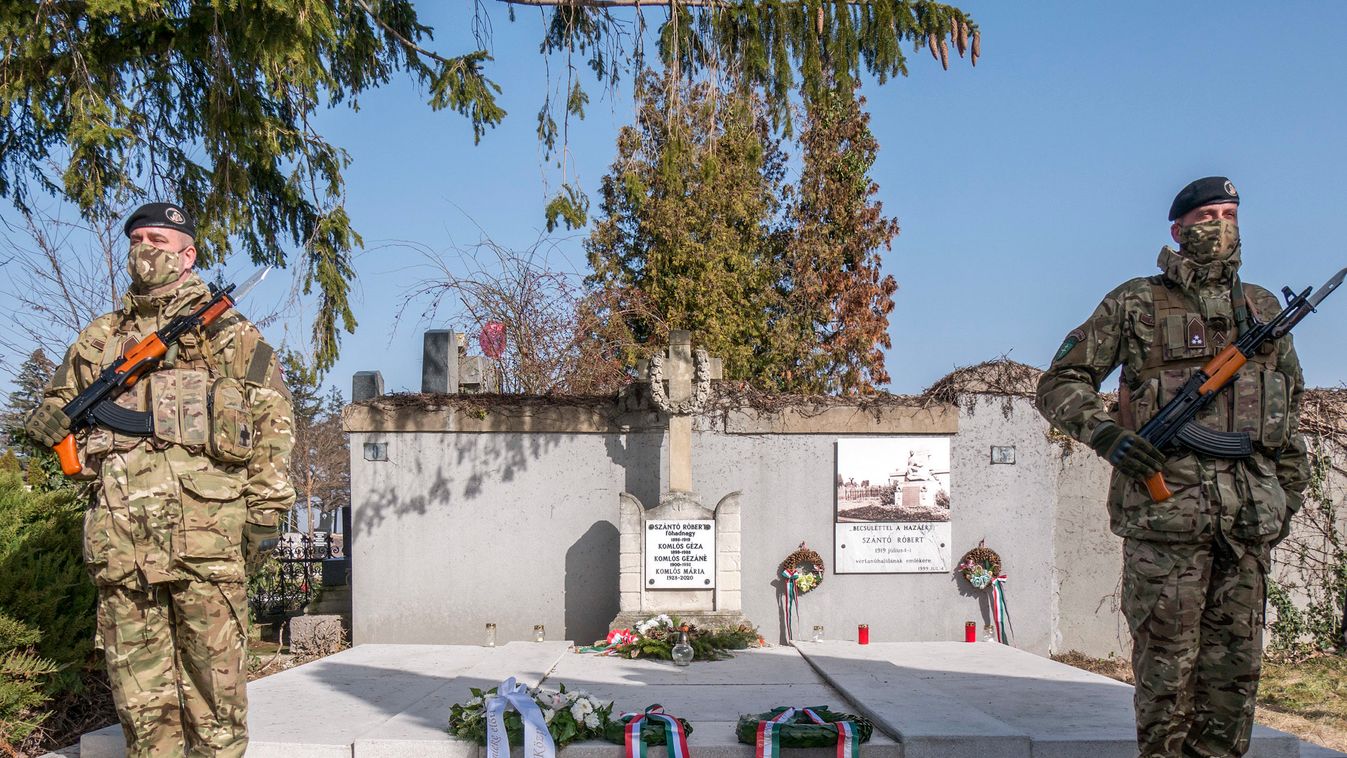 Néma főhajtás a kommunizmus áldozatai előtt Sopronban – galéria