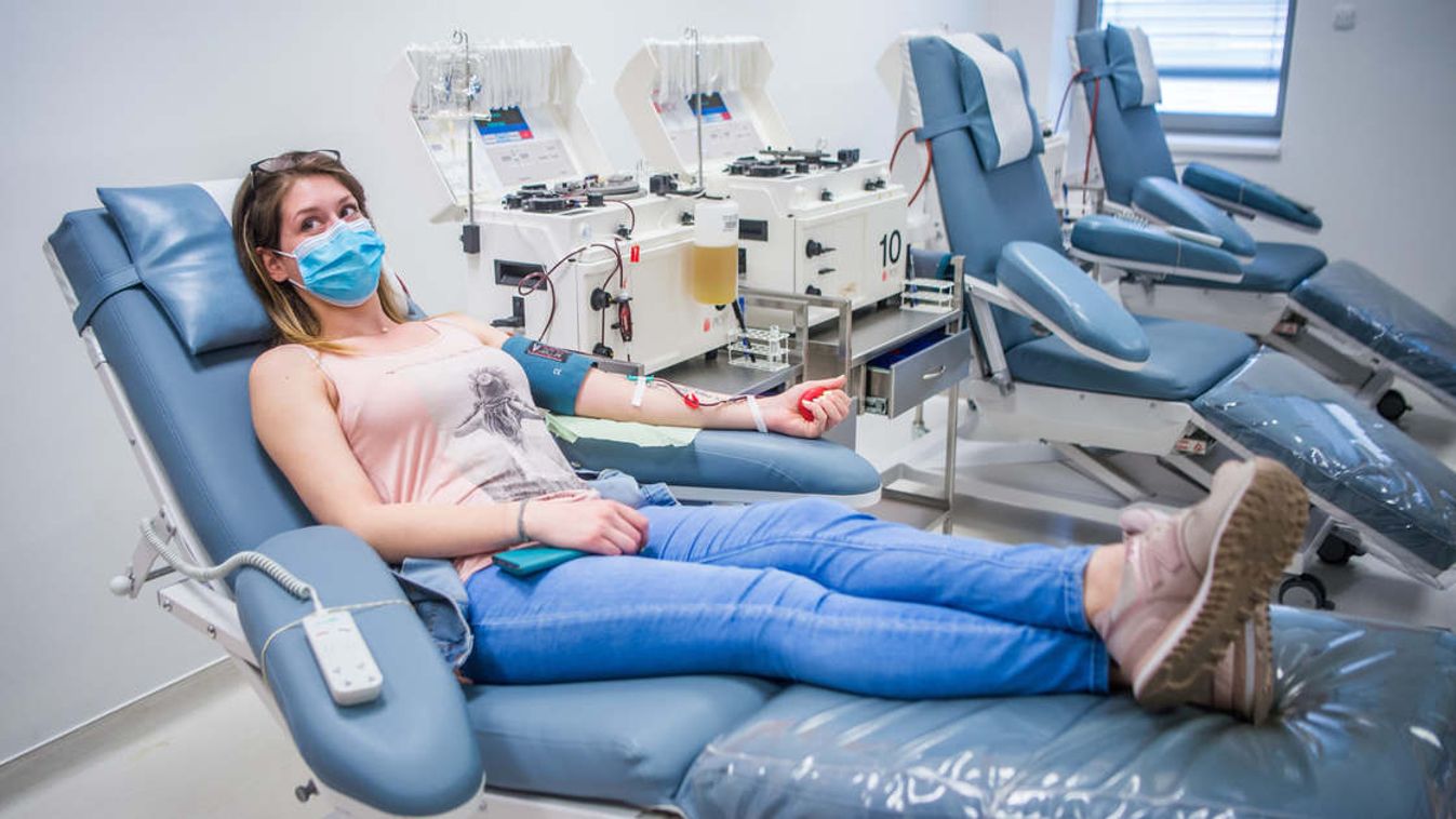 Koronavírus – a Petz-kórházban várják a vérplazma-adókat, több betegen segített már ez a terápia