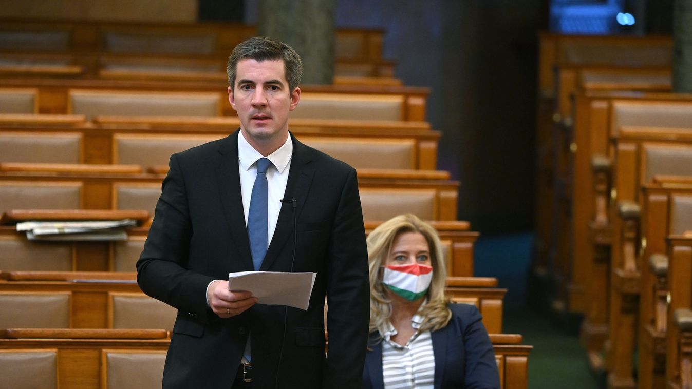 Kocsis: ha Dobrev Klára harcolni akar az oligarchák ellen, kezdje a férjével!