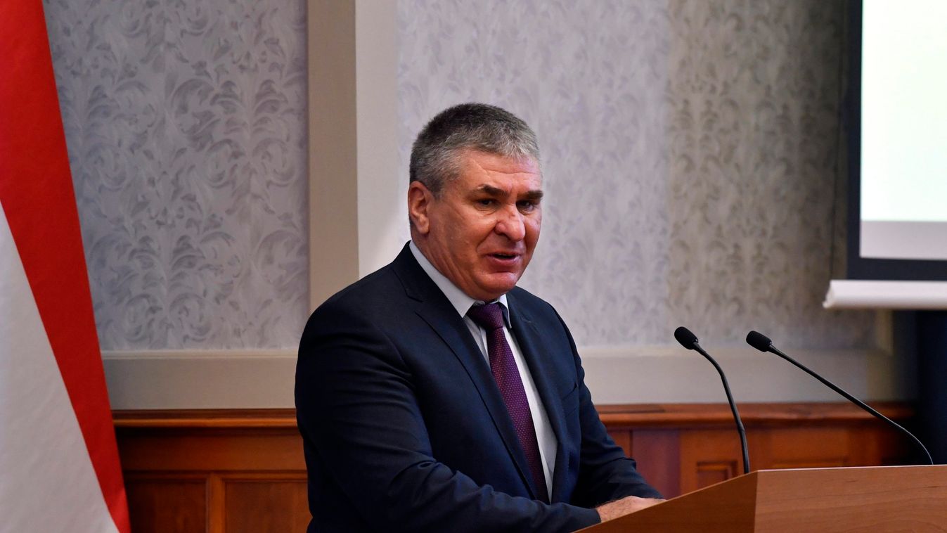 Bodó Sándor: a gazdaságvédelem után az újraindításé a főszerep