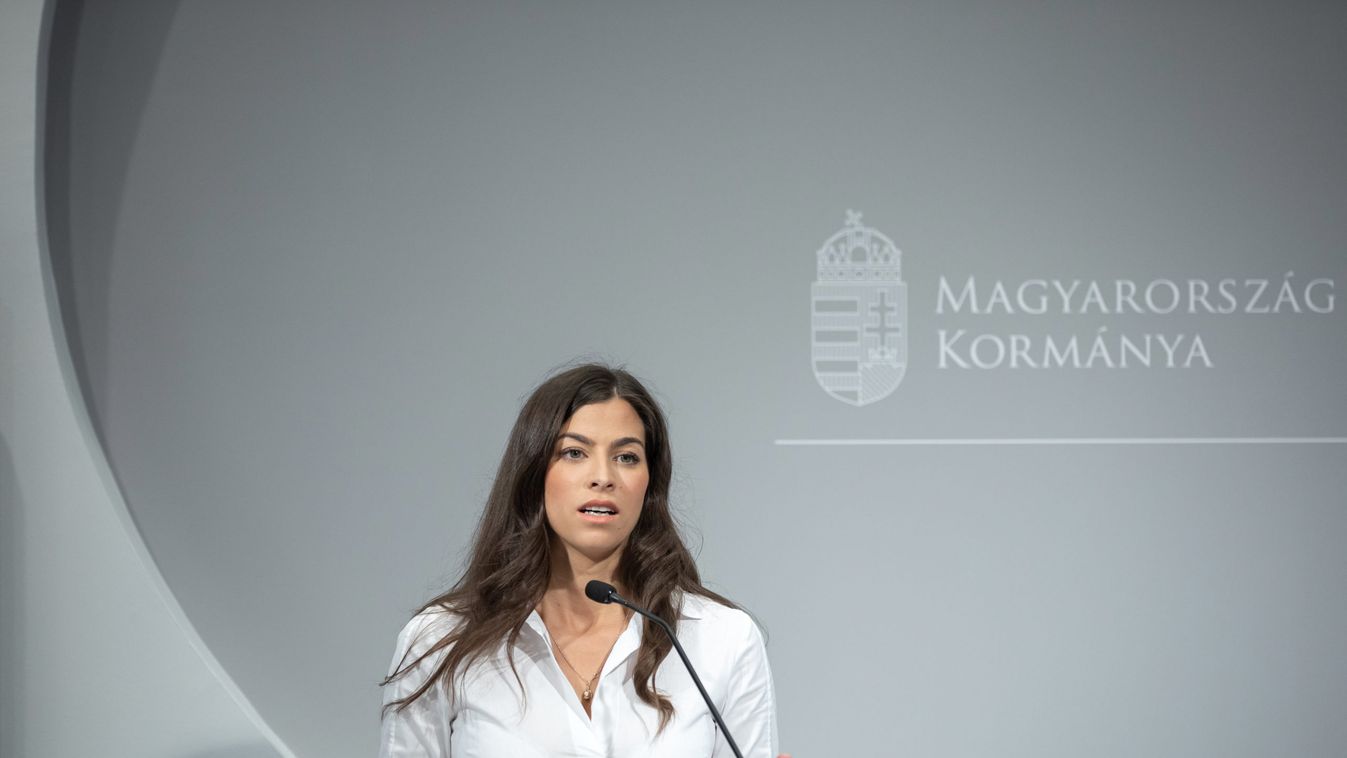 Már csaknem 900 ezren kitöltötték a kérdőívet