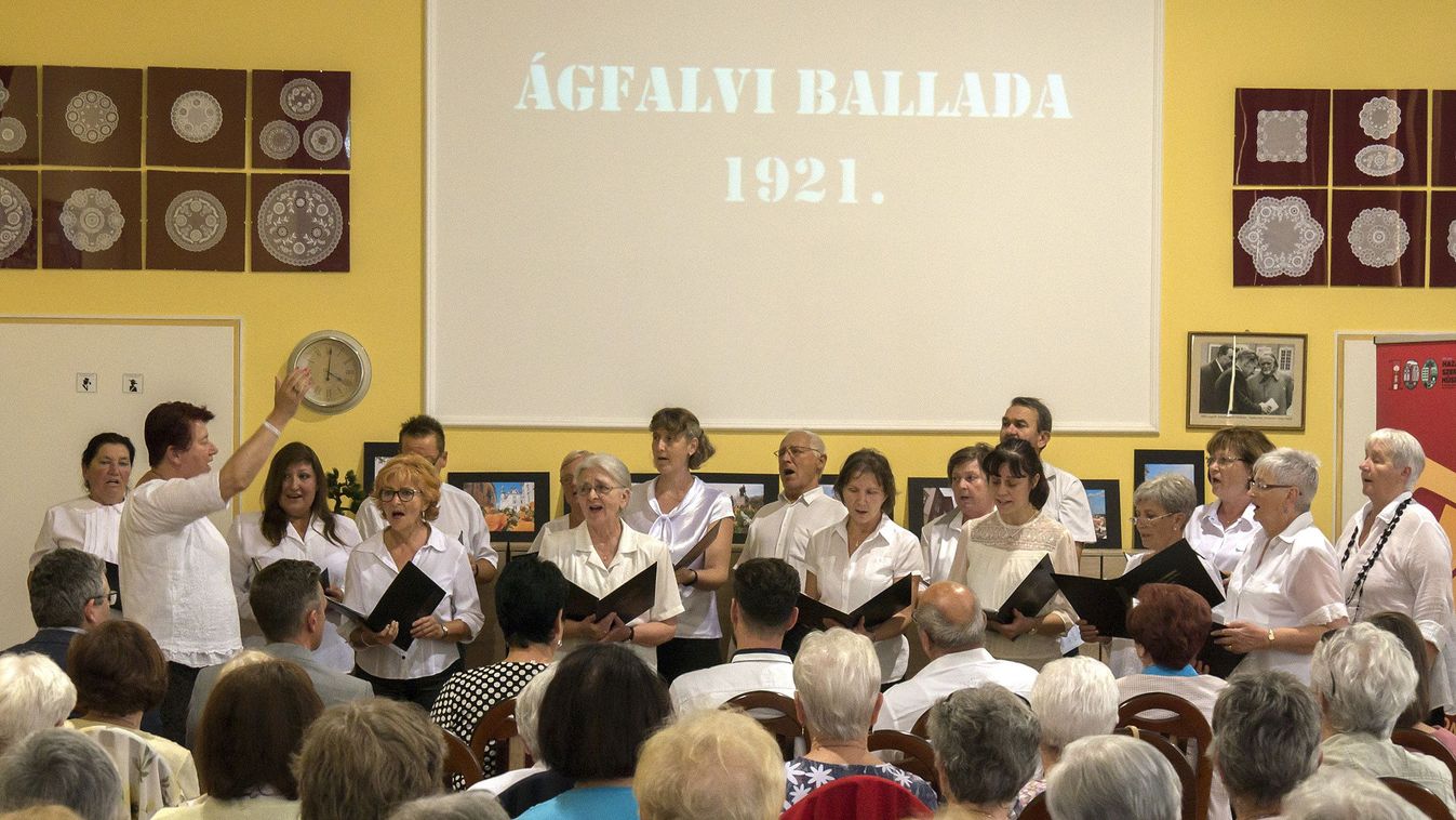 Évadnyitót tartott a Pedagógusok Soproni Művelődési Háza