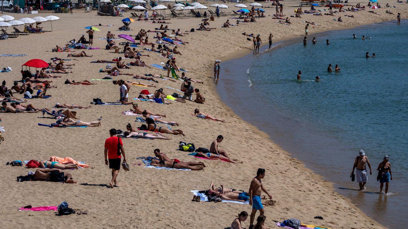 Korlátozások nélkül utazhatnak a magyarok Spanyolországba