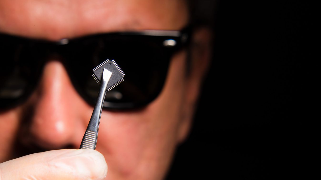 Államilag hackelték meg a hackerek telefonját