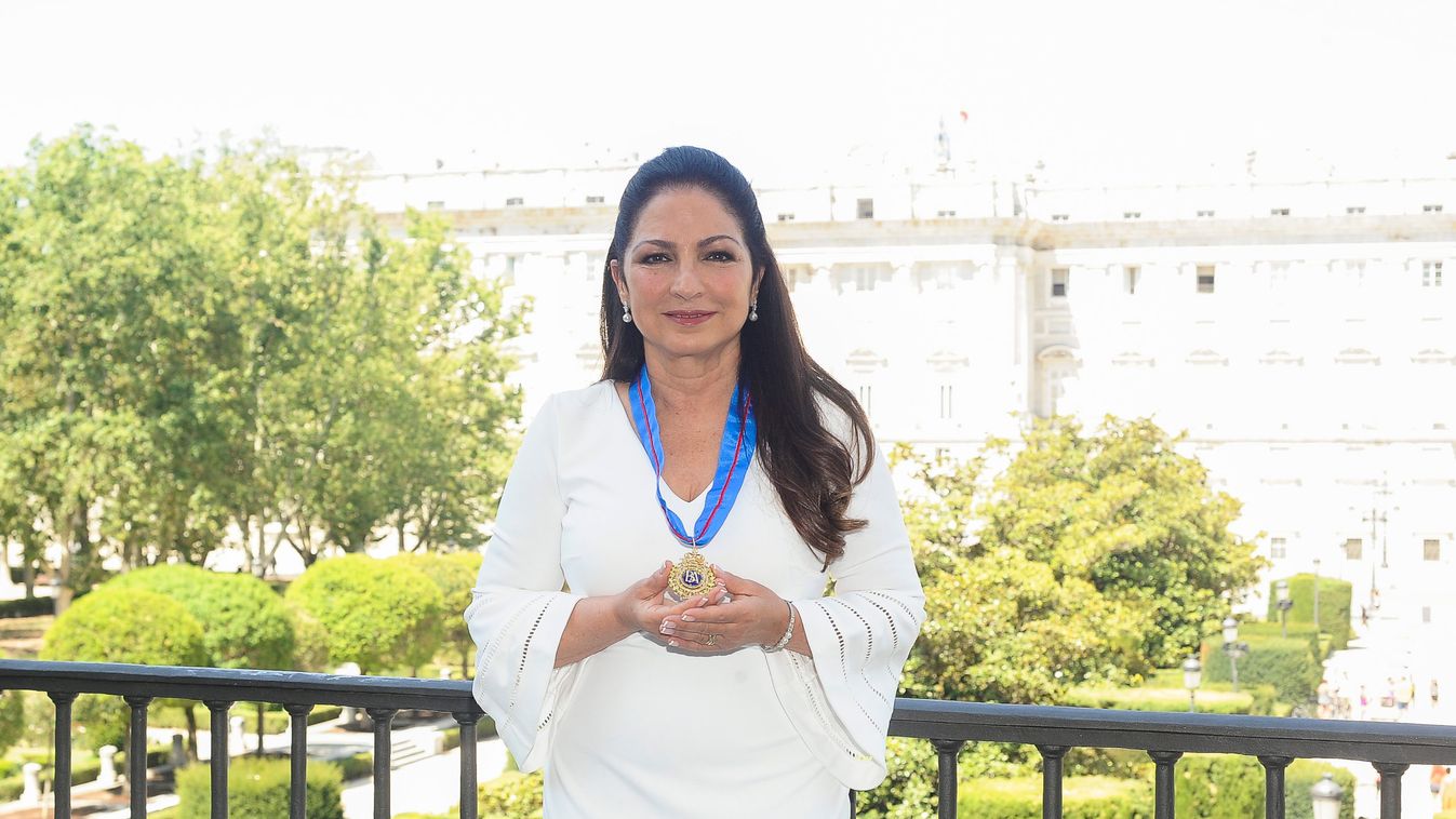 Gloria Estefan az idénymunkások megsegítésére gyűjtött adományt