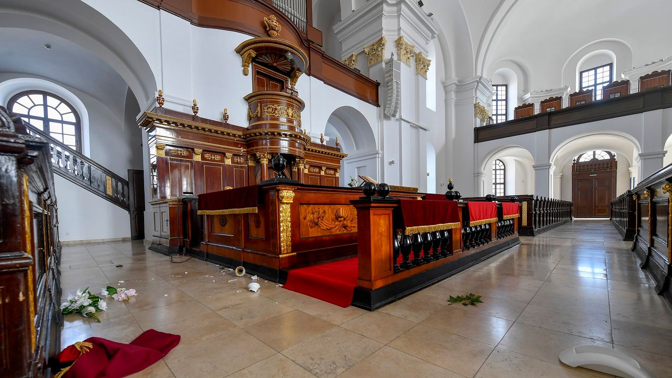 Virágvasárnapra helyreállítják a megrongált debreceni Nagytemplomot