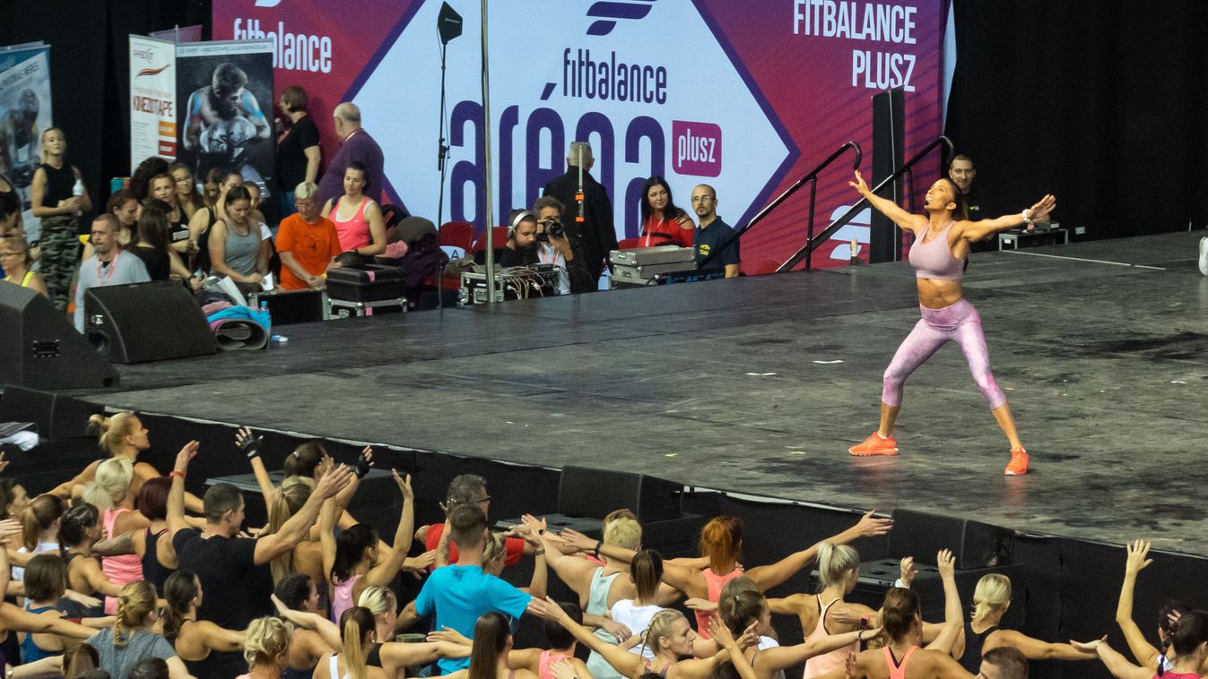 Több ezren tornáztak együtt a Fitbalance-on