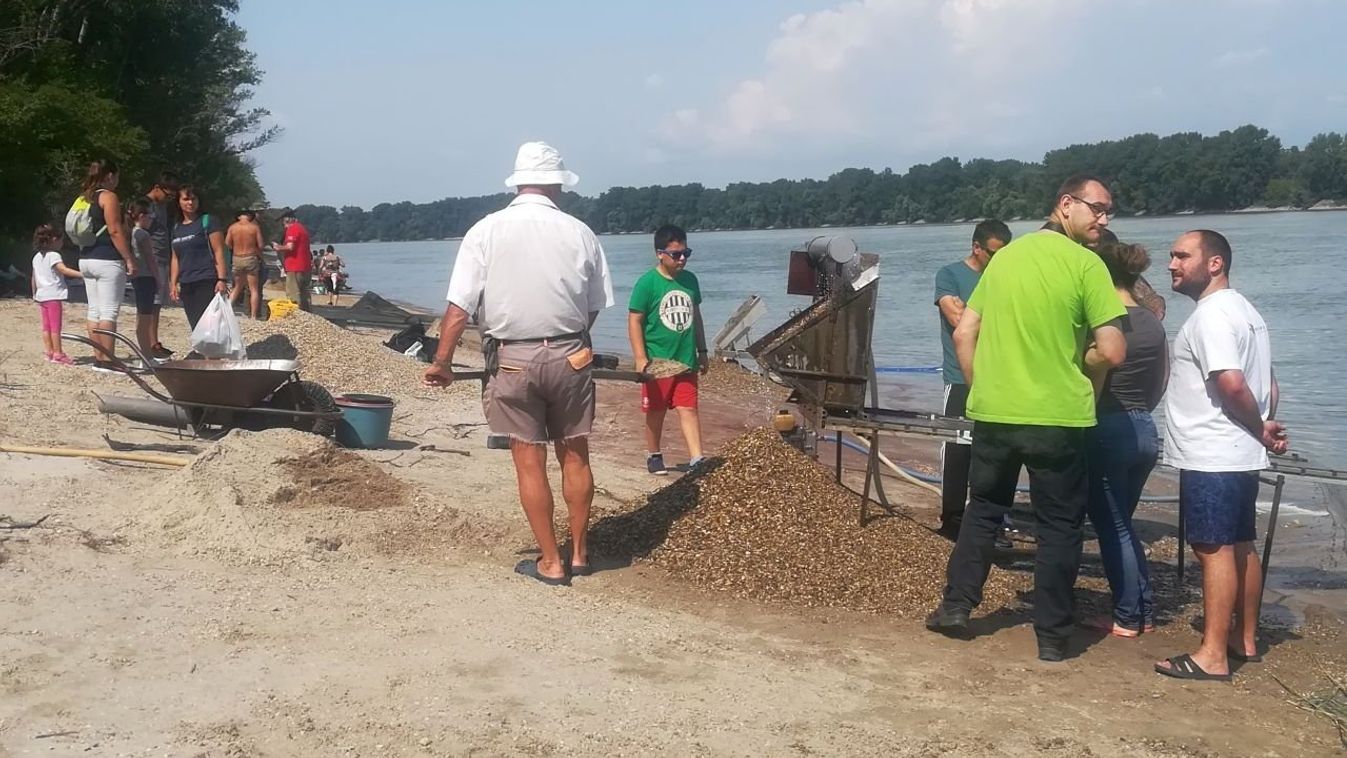 Magányos foglalkozás az aranymosás: apáról fiúra száll a tudás - fotók