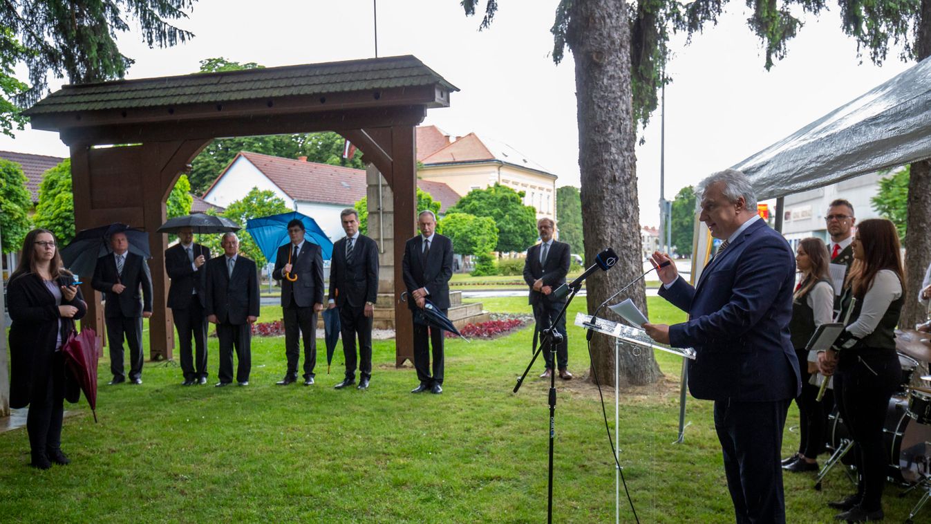 Semjén Zsolt: a megoldás az, hogy erős és öntudatos Magyarországot építünk (videó)