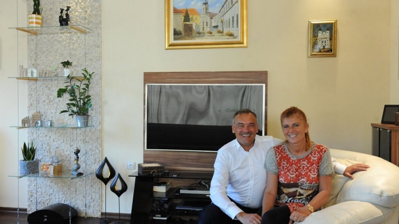 Borkai Zsolt megmutatta győri otthonát - Nincs kolbászból a polgármester kerítése - fotók