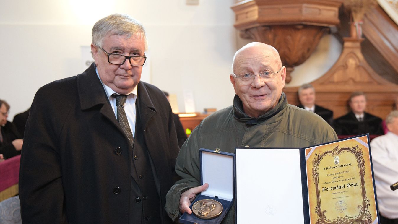 Bereményi Géza kapta a Kölcsey-emlékplakettet