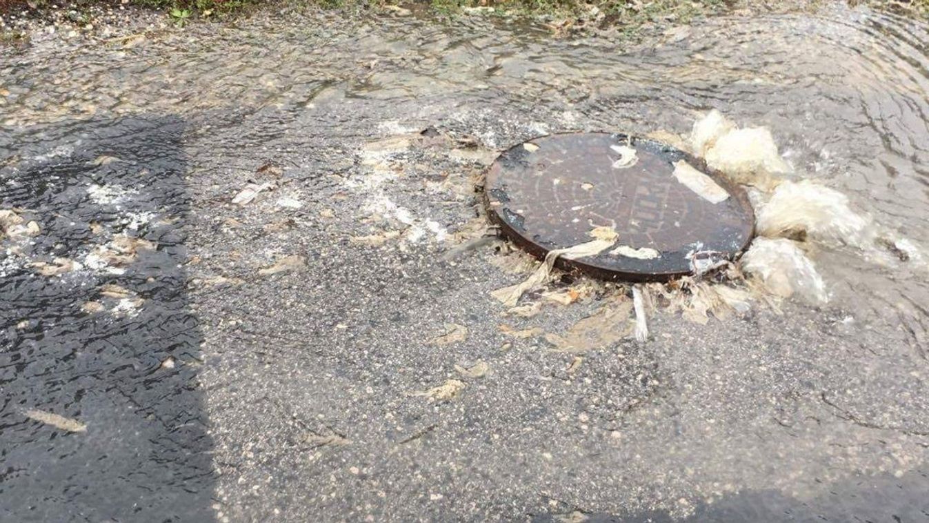 Ezért tört fel szennyvíz és vécépapír a csatornából Győr-Ménfőcsanakon - fotó, videó