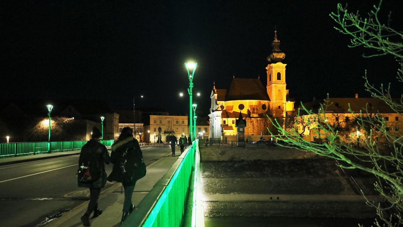 Föld Órája Győrben – Több helyszínen lekapcsolják a díszkivilágítást szombaton