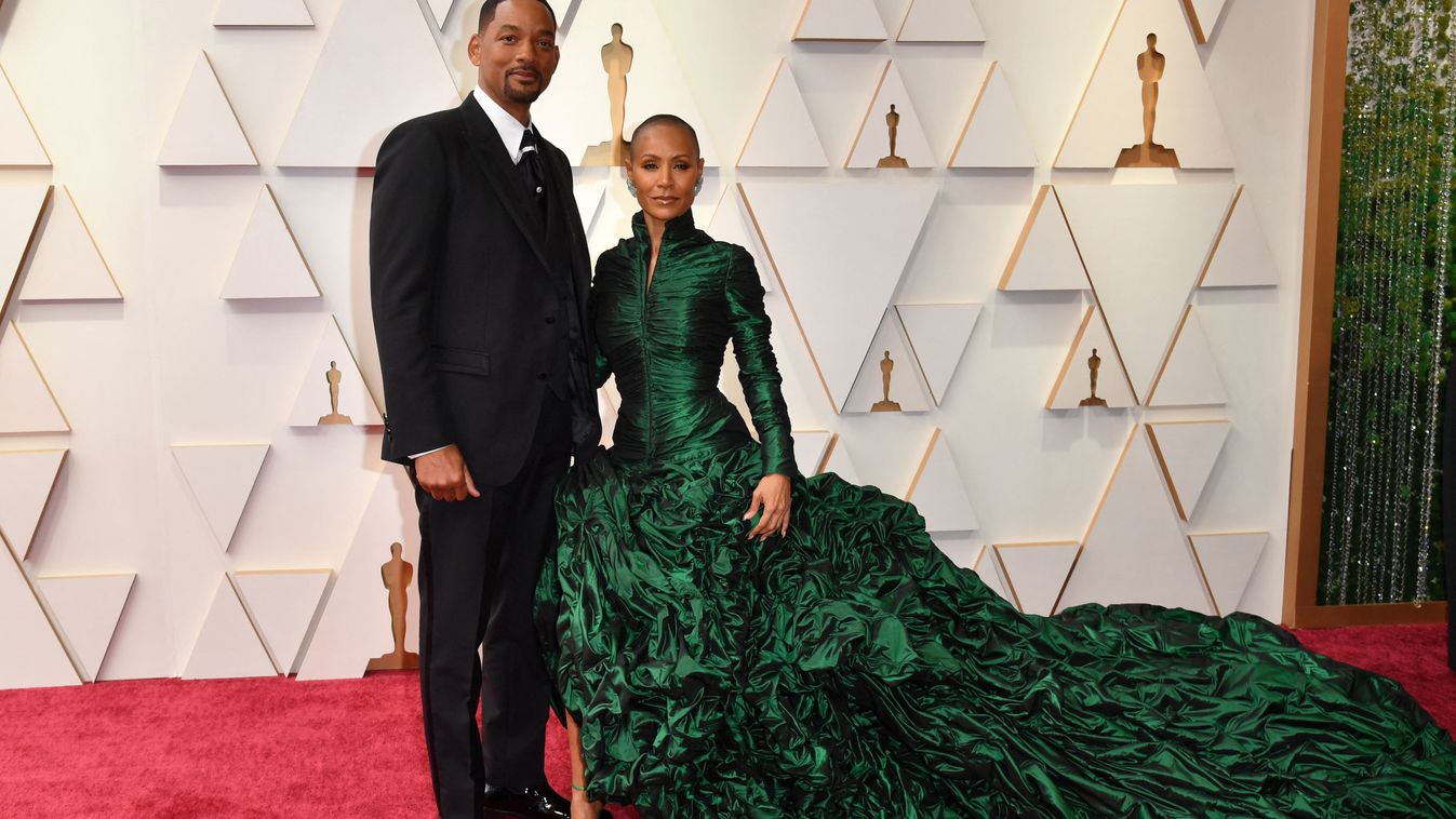 Ettől a betegségtől lett teljesen kopasz Will Smith felesége
