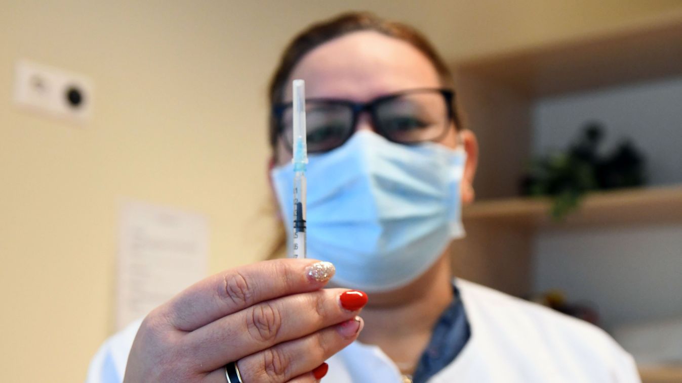 6 millió 406 ezer a beoltott, 1399 az új fertőzött és elhunyt 32 beteg