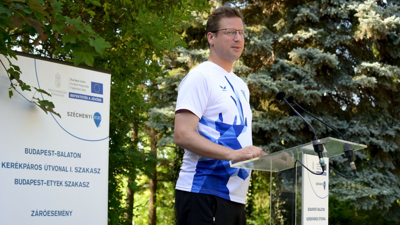 Gulyás Gergely: új távlatokat adhat a kerékpározásnak a Budapest-Balaton kerékpáros útvonal