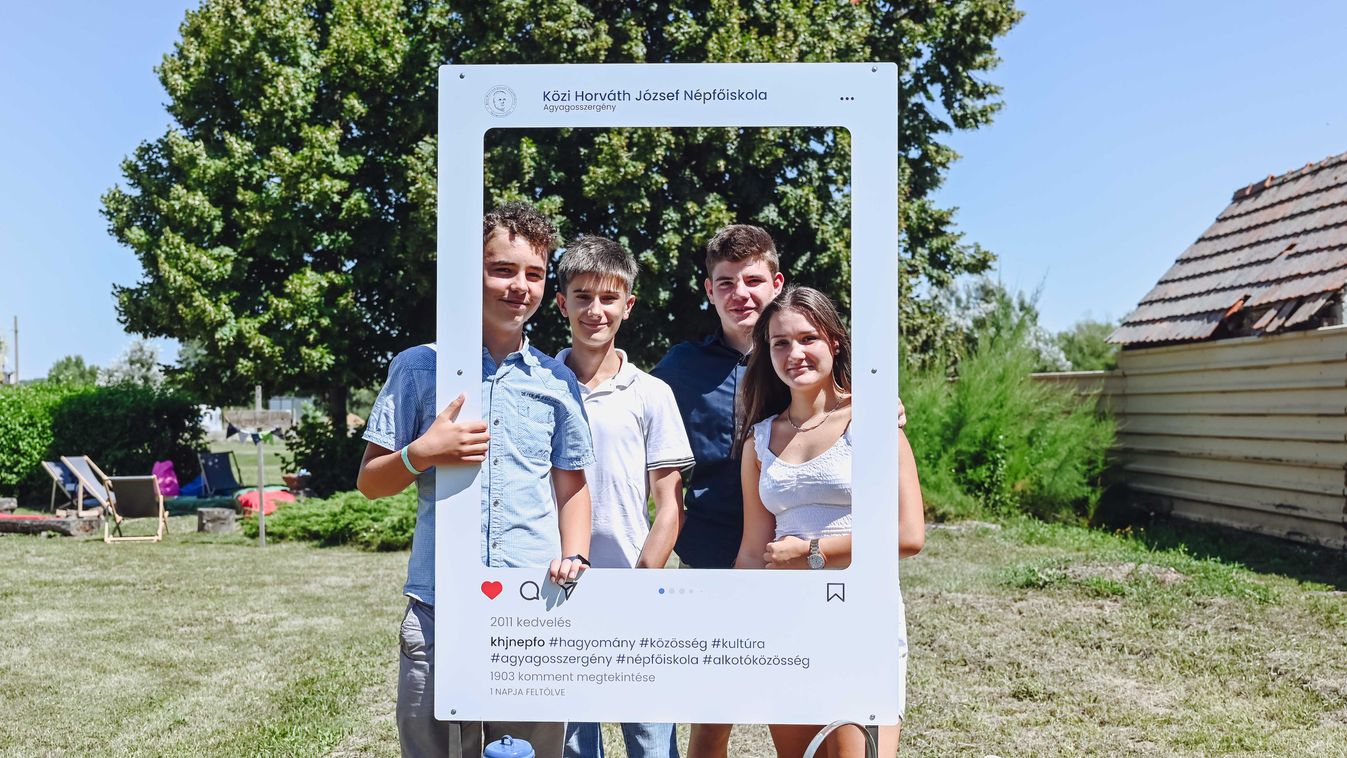 Kultúrák találkoztak a Népfő Pikniken Agyagosszergényben - galéria