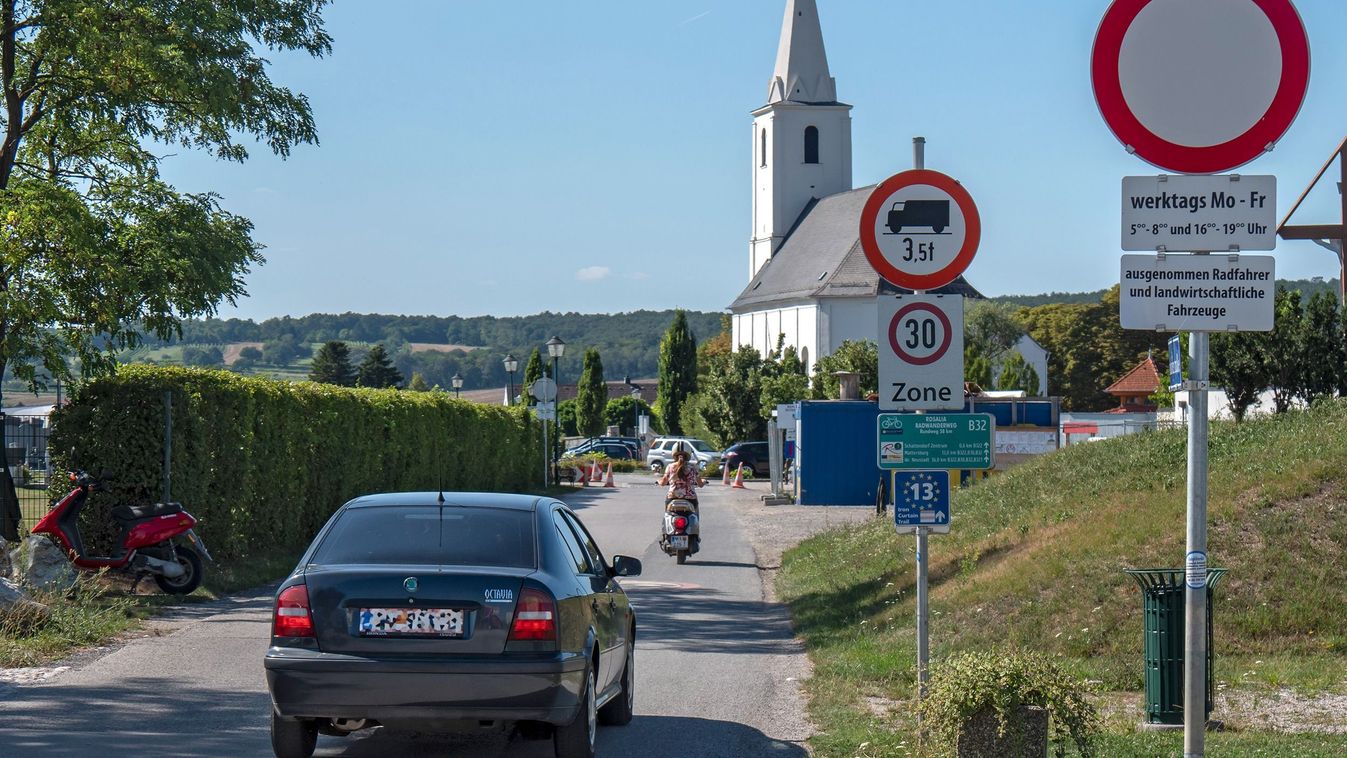 Megszületett a döntés: a somfalvi önkormányzat lezárja a határt Ágfalvánál