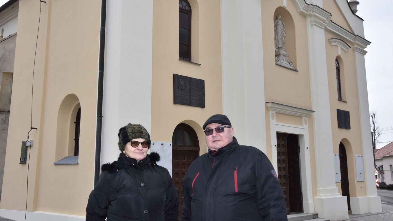 Összefogással szépült meg a templom tornya Mosonszolnokon