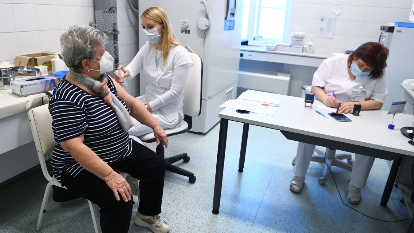 6 millió 422 ezer a beoltott, 616 az új fertőzött és elhunyt 8 beteg