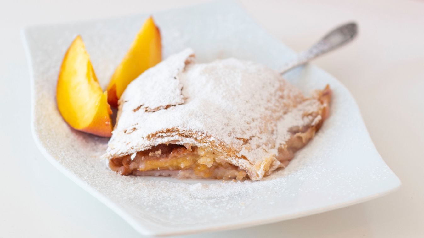 Hazamehet a rétes recept miatt Győrben késelő férfi