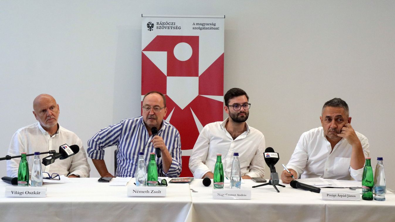 Nemzetpolitikai kihívás lesz a magyarnak maradás és a magyarrá válás segítése