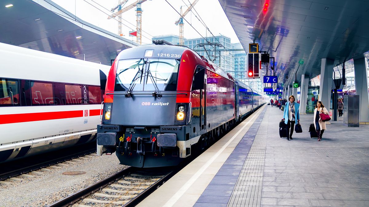 Akár fél órát is késhetnek a vonatok a Budapest-Hegyeshalom vonalon