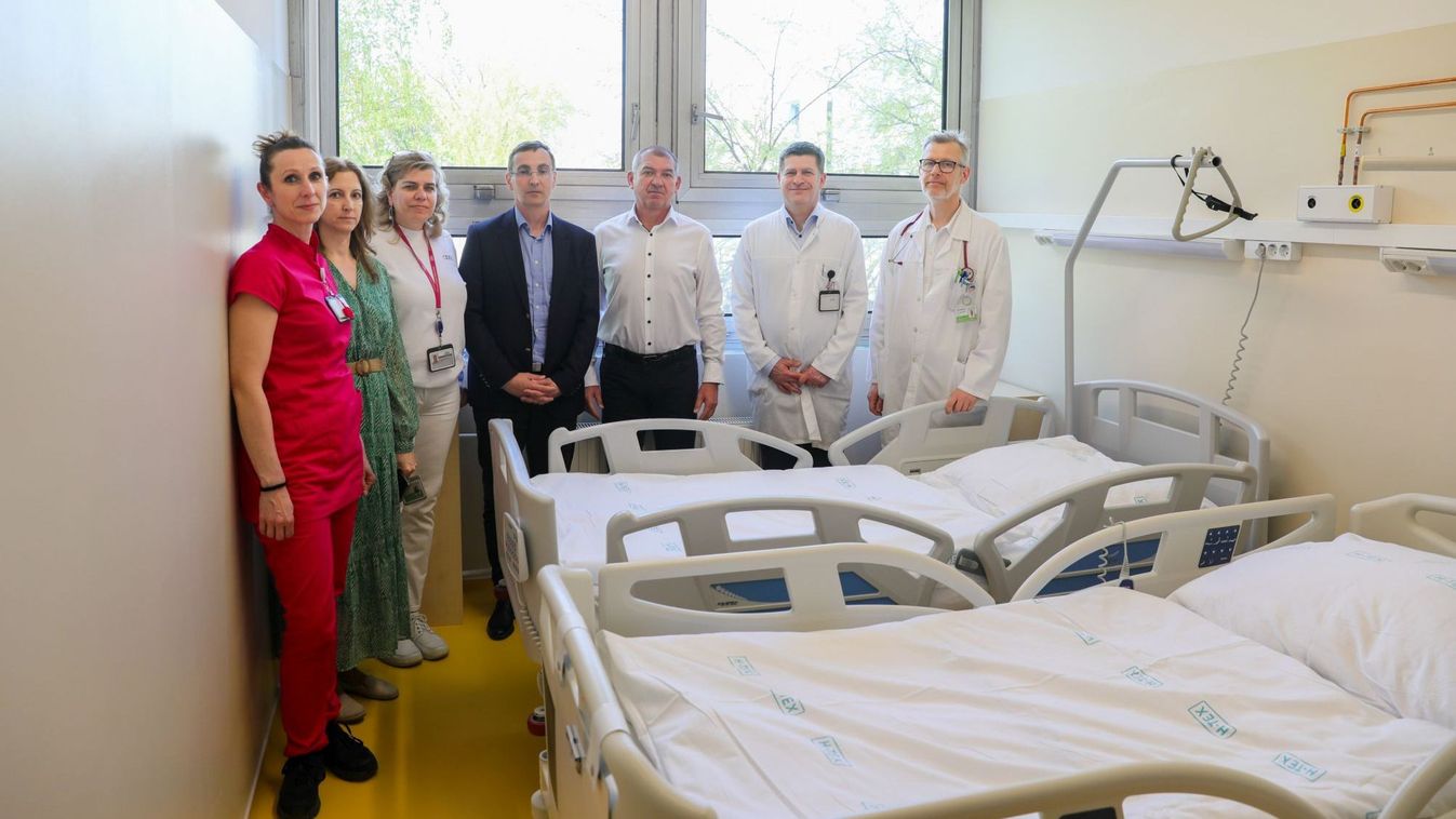 Adományból újították fel a kórtermet a Petz-kórházban Győrben - fotók, videó