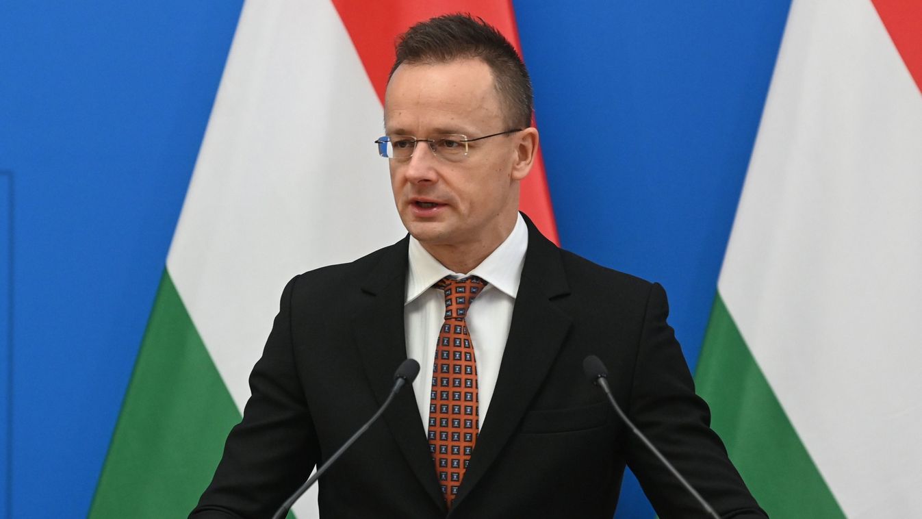 Szijjártó: a balliberális média mindig a választási kampányban támad a legjobban (videó)