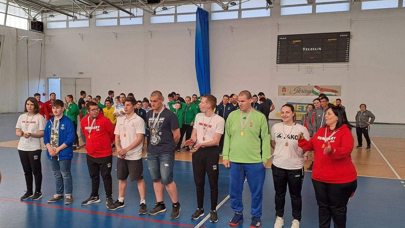 Ikrényben rendezték a speciális olimpiai szövetség kézilabda-bajnokságának fordulóját