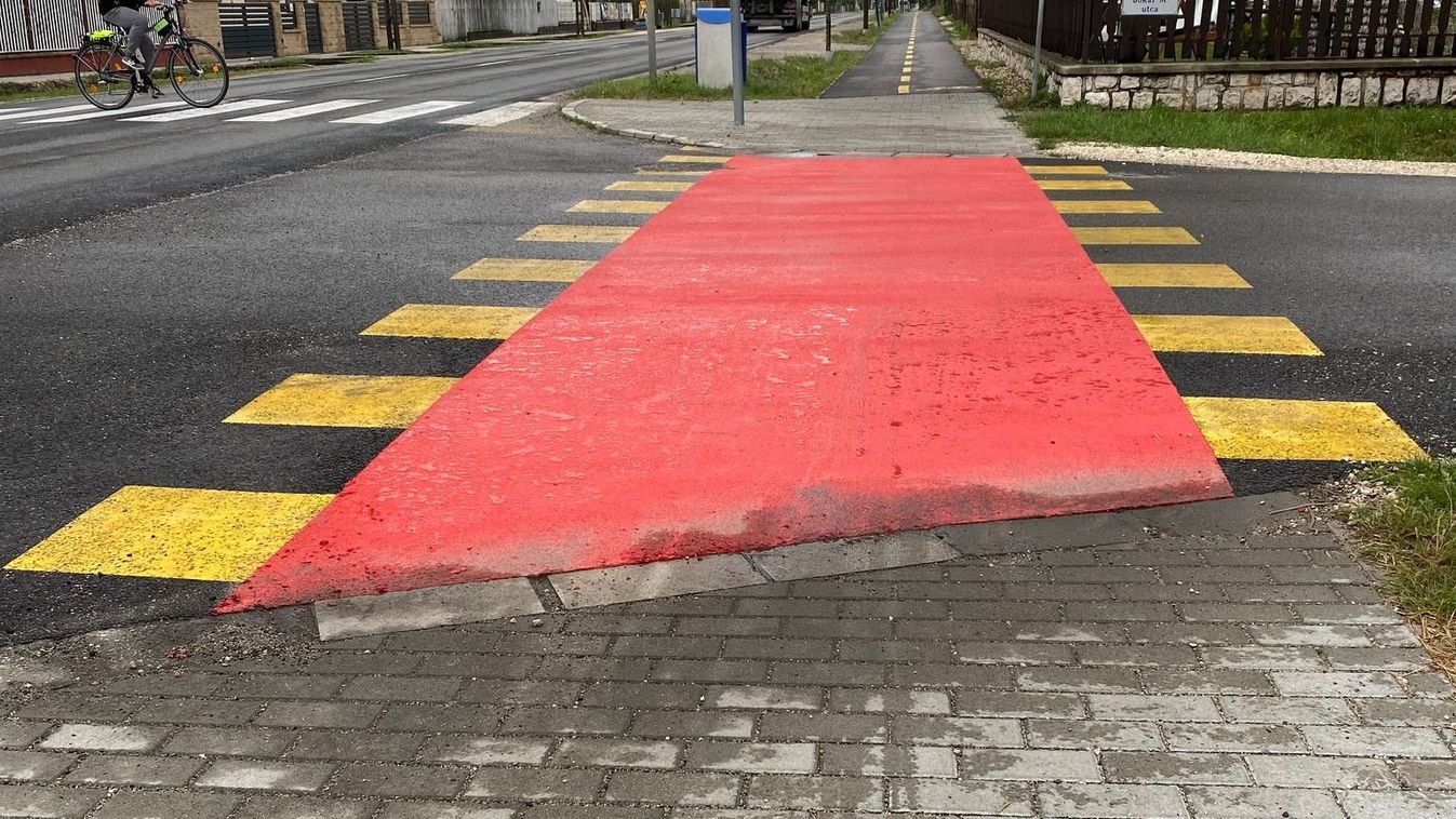 Piros felfestést kapnak a veszélyes helyek Gönyűn