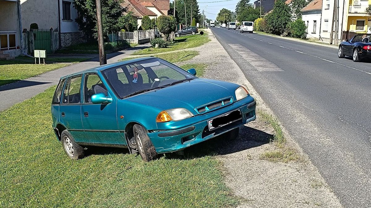 Suzuki az árokban