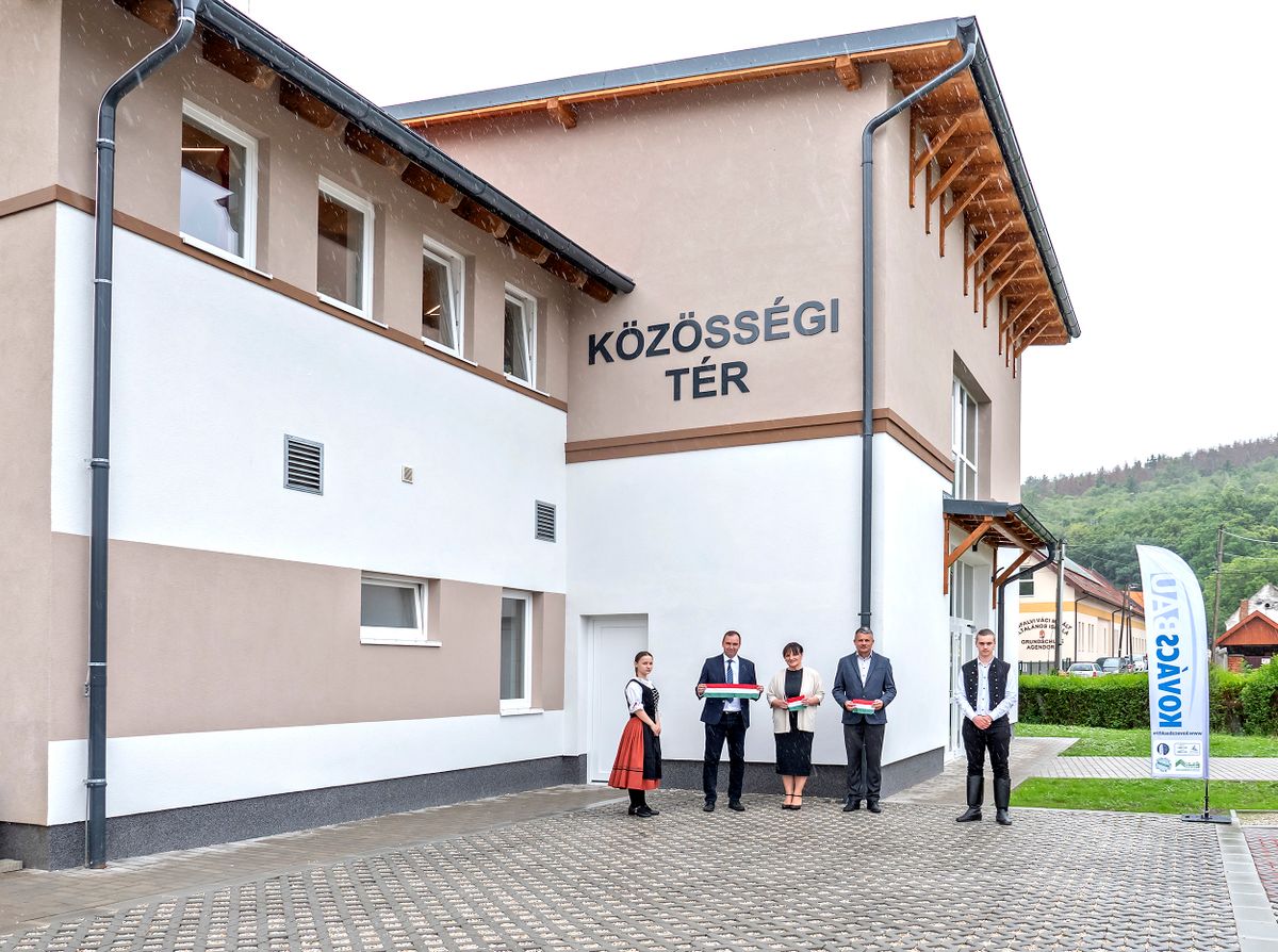 közösségi tér