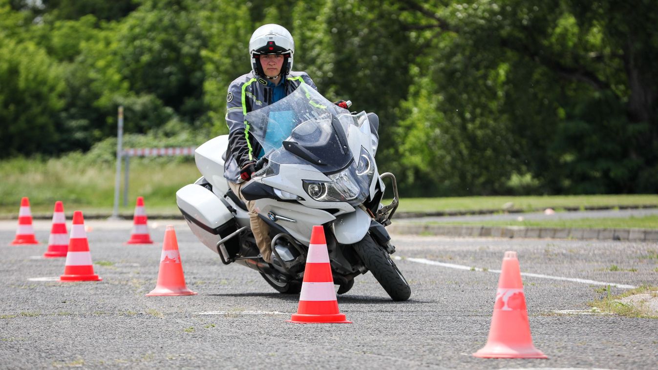 Vezetéstechnikai tréning motorosoknak Győrben