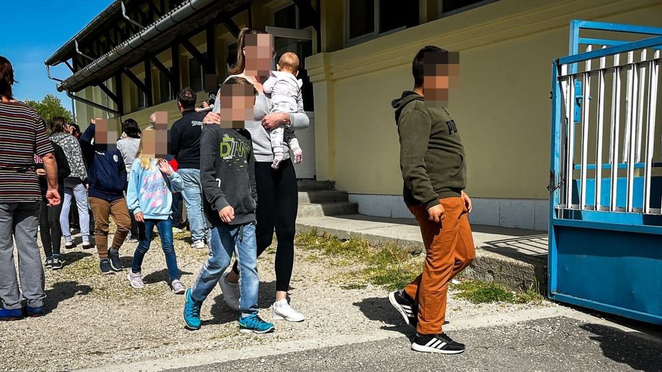 Kiderült, ki volt a bőnyi késelés célpontja, a szülei elvitték az iskolából