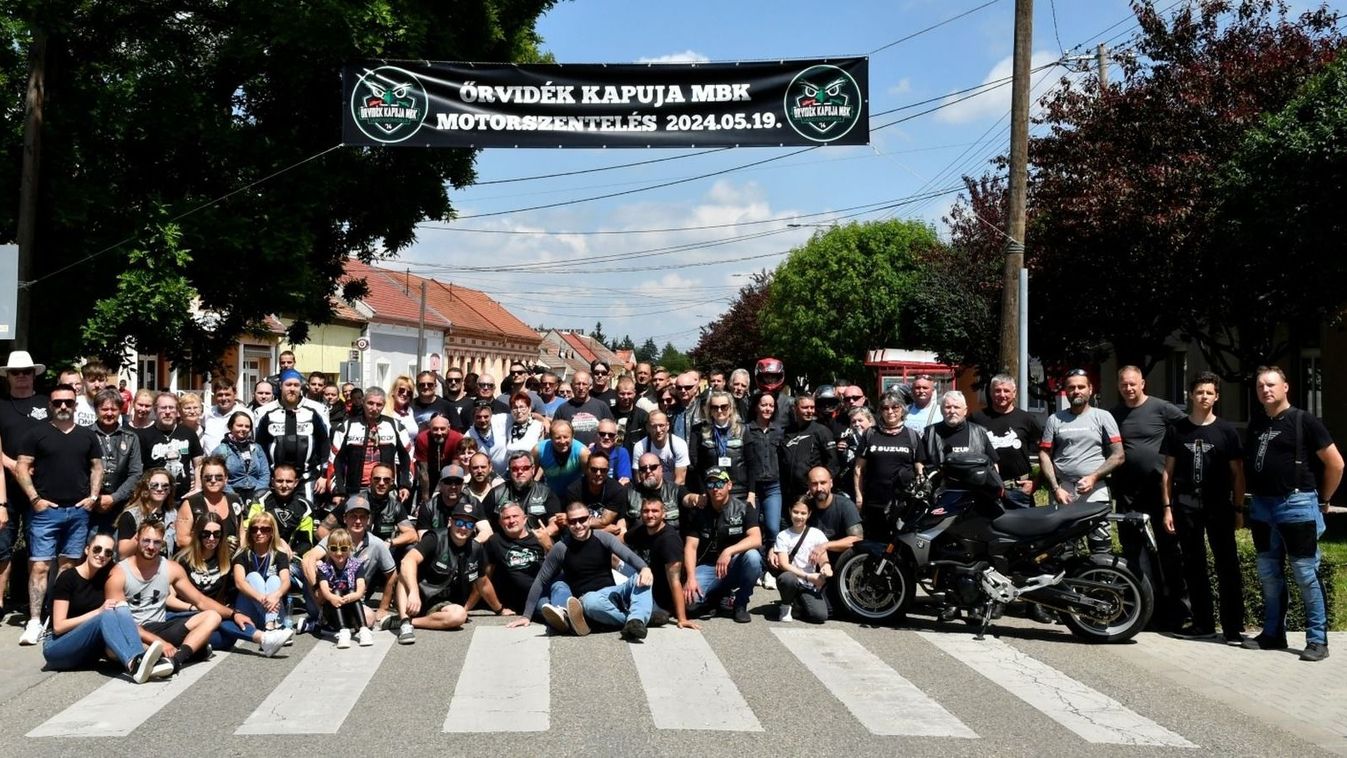 Dübörögtek a vasparipák - Motoros találkozó jótékonysággal Jánossomorján - videó, fotók