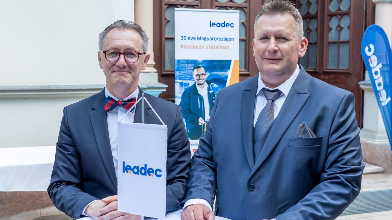 A Széchenyi István Egyetemen ünnepelte harmincéves jubileumát a győri cég - fotók
