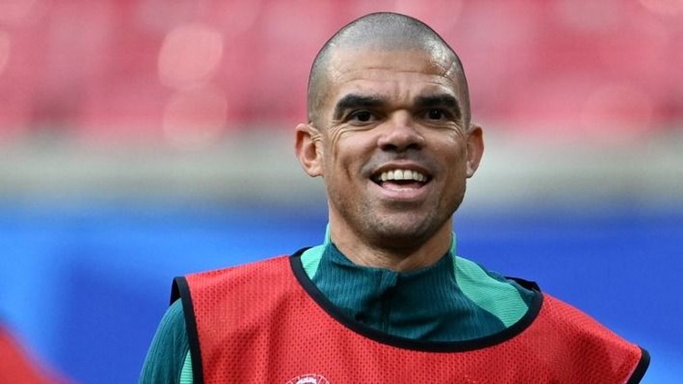 Király Gábort megelőzve már Pepe az Eb-k legidősebb játékosa