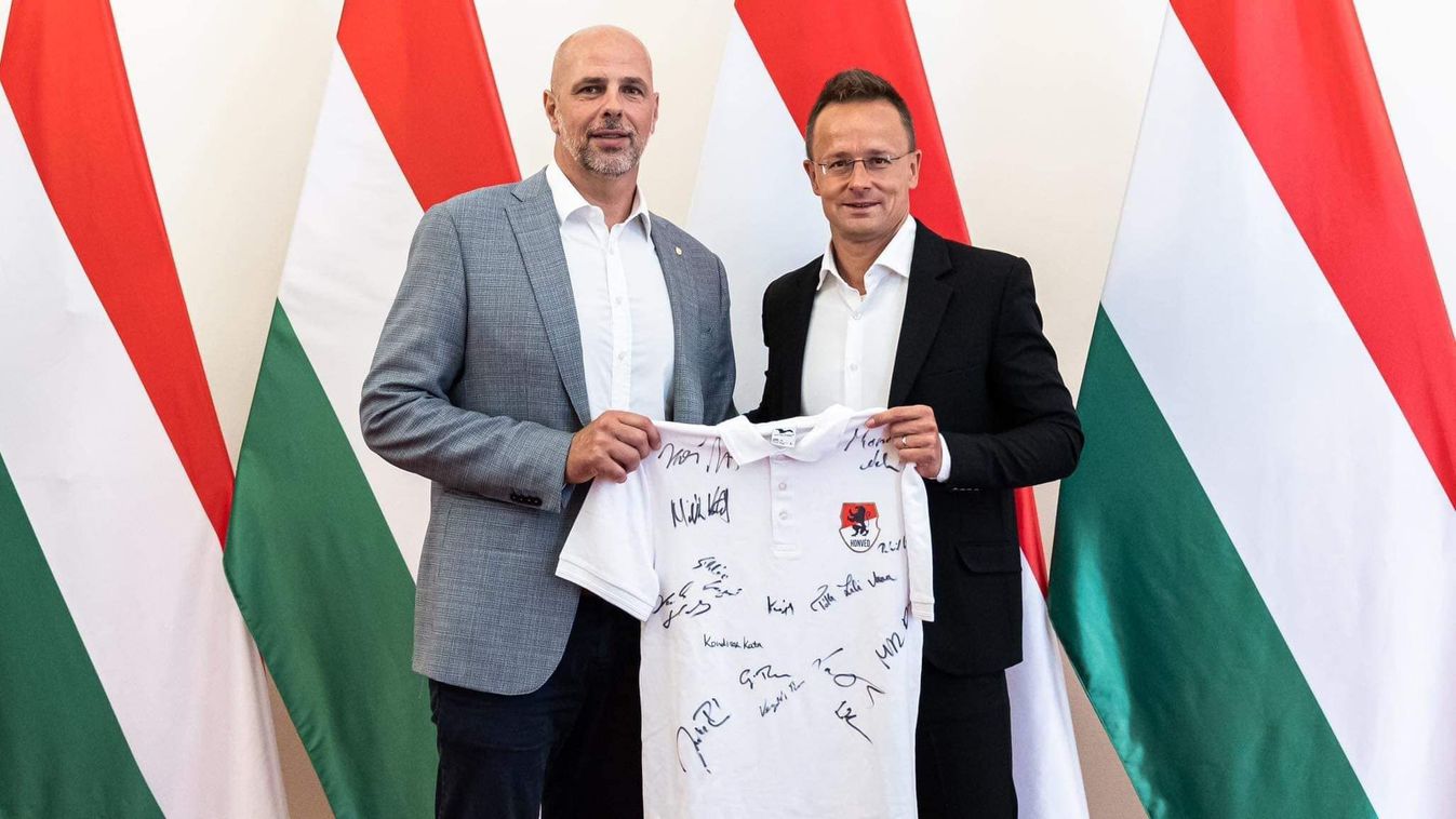 Szijjártó Péter gratulált a Honvédnak