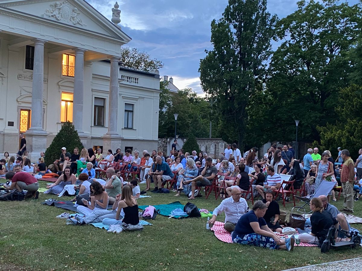 A csodálatos Lenck-villa adott otthon a nyáresti rendezvénynek Fotó: Szalay Károly