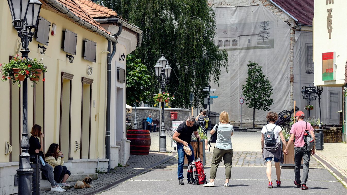 A SZÉP-kártya továbbra is a belföldi turizmus motorja