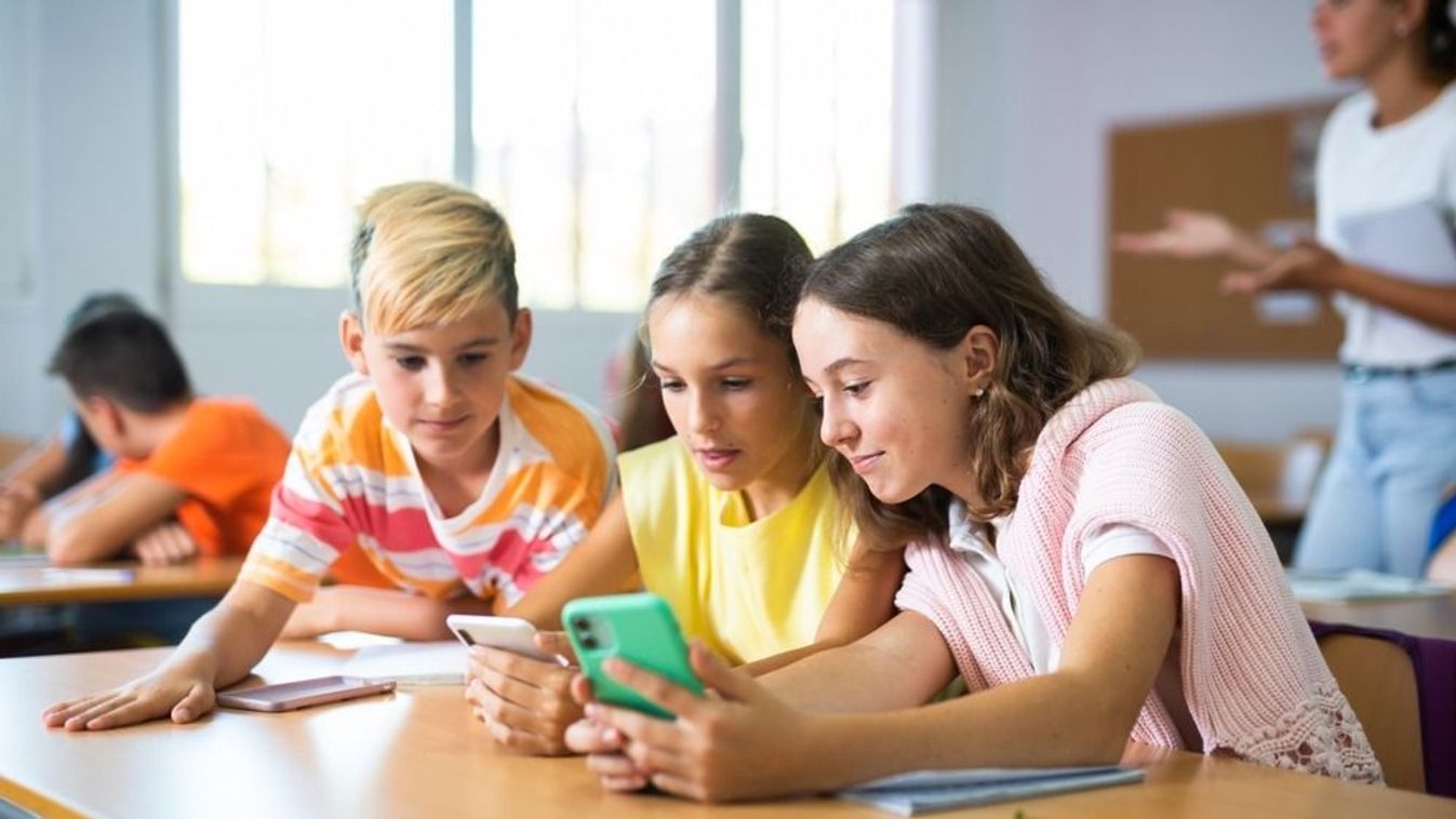 A gazdag veréb - Győri kollégánk sarkos véleménye a mobilhasználatról