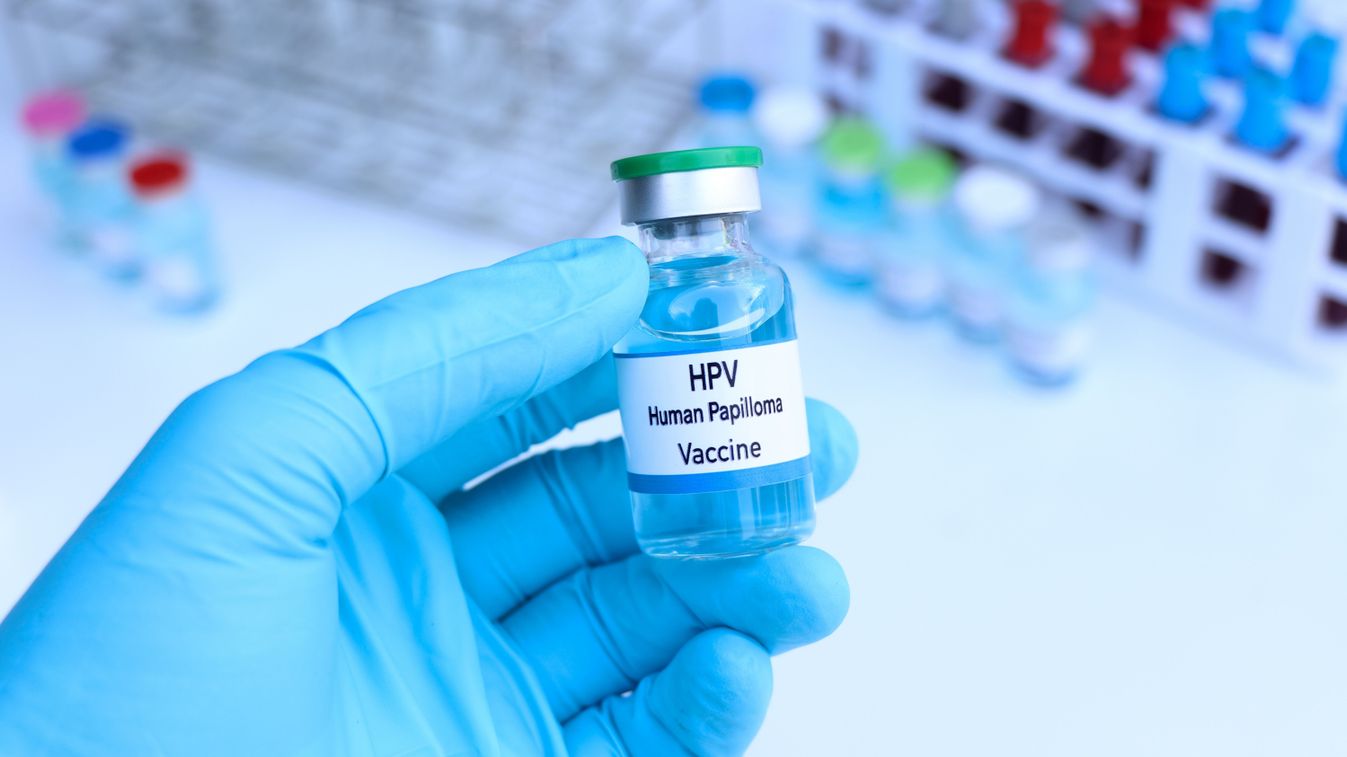A HPV elleni ingyenes védőoltást szeptember közepéig igényelhetik a szülők
