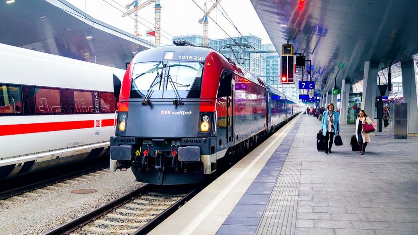 Bécstől nem közlekednek a Railjetek - Motorvonattal pótolják a belföldi forgalomban, a nemzetközi utasoknak várniuk kell