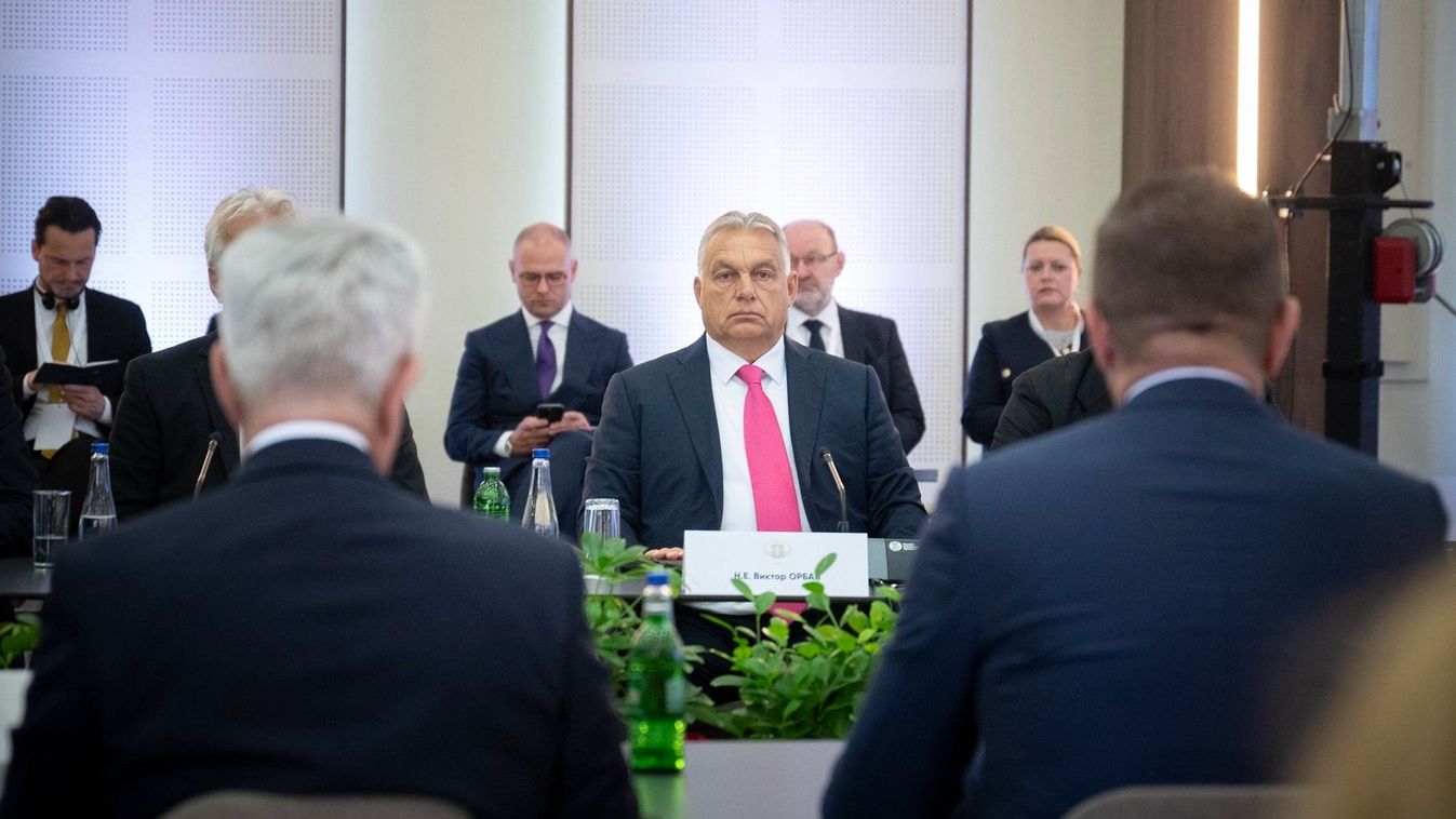 Orbán Viktor: csak együtt védhetjük meg Európát hosszú távon és tartósan az illegális migránsoktól (videó)