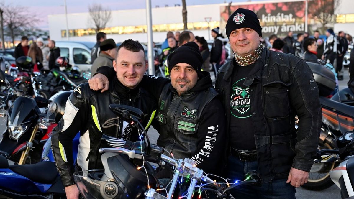 Motorok és motorosok találkoznak hétfőn, hogy ünnepi fényekkel végig vonuljanak Mosonmagyaróváron