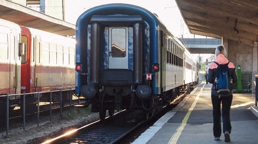 Tragédia Sümegnél vonat gázolás