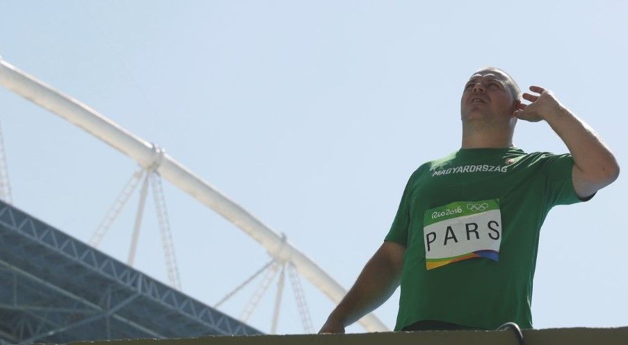 Pars Krisztián új munka futár