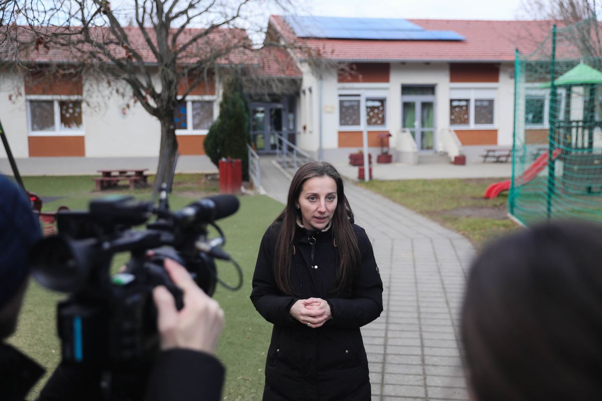Az ovikba és bölcsikbe automatizált fűtés bevezetését kezdeményezi a győri Fidesz-KDNP frakció a közgyűlésen. Erről tartott sajtótájékoztatót dr. Laczkovits-Takács Tímea, a humánszolgáltatási bizottság elnöke.